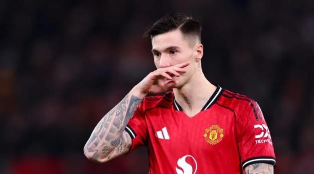 Sesko có đúng khi bỏ qua Newcastle để đến MU?