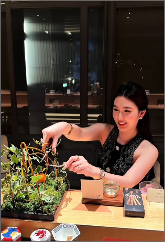 screenshot-2025-12-25-142157-176664769480712764833-1766650593969-17666505946071779634663