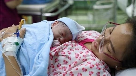 Theo khoản 1 Điều 139 Bộ luật Lao động, lao động nữ được nghỉ thai sản tổng cộng 6 tháng, trong đó thời gian nghỉ trước sinh không quá 2 tháng.