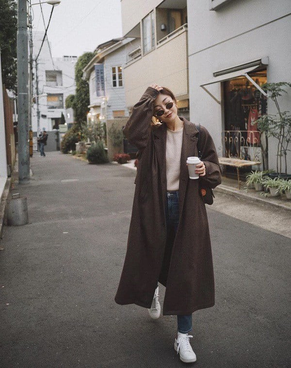 Nếu giày lười đại diện cho nét cổ điển thì giày thể thao lại mang đến tinh thần phóng khoáng và năng động.