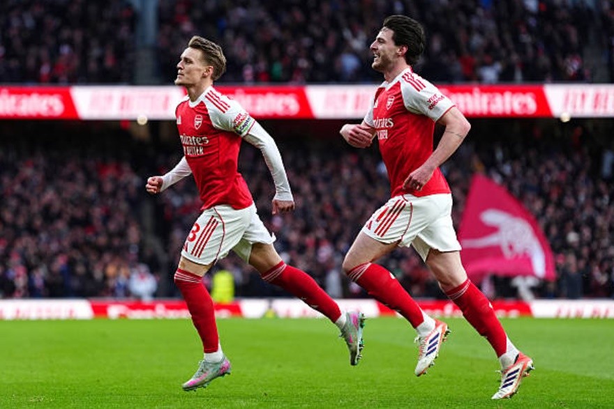 Arsenal giành trọn 3 điểm trước Brighton.