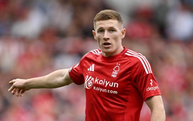 MU dành sự quan tâm đặc biệt cho Anderson.