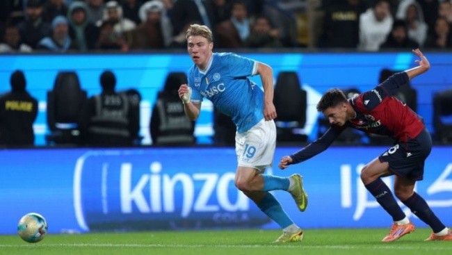 Hojlund trong màu áo Napoli.