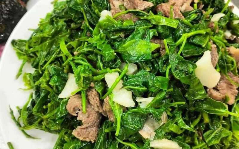 Rau mít rừng xào thịt trâu – món đặc sản 