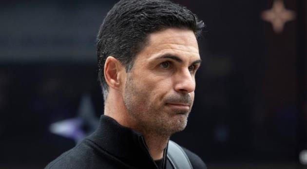 Arteta không vội vã mua sắm.