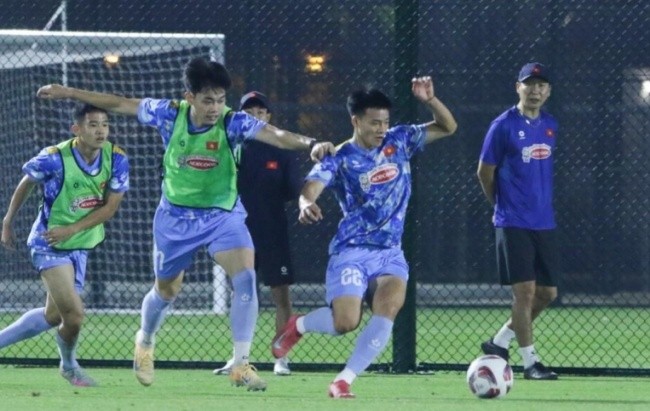 Hình ảnh U23 Việt Nam trên sân tập.