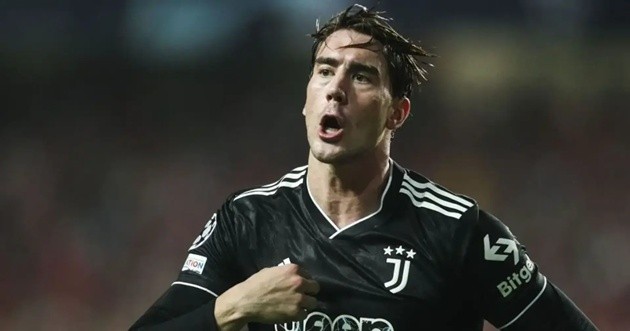 Barca tiếp tục theo đuổi Vlahovic