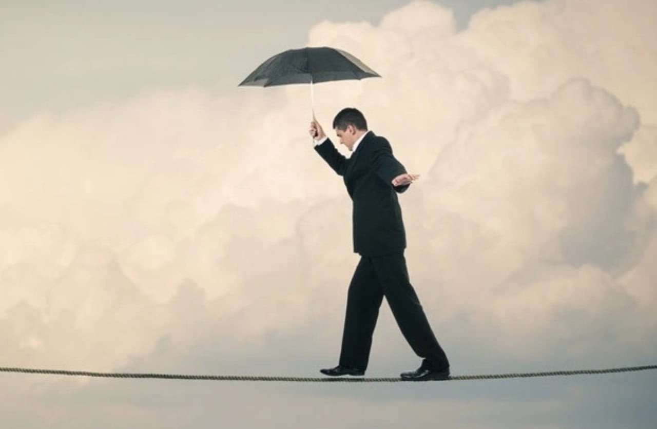 Nếu một người muốn làm giàu, trước tiên họ phải học cách bình tĩnh và kiềm chế cảm xúc của mình. Đứng trên đôi chân của mình và đừng dựa dẫm vào ai. (Ảnh minh họa)