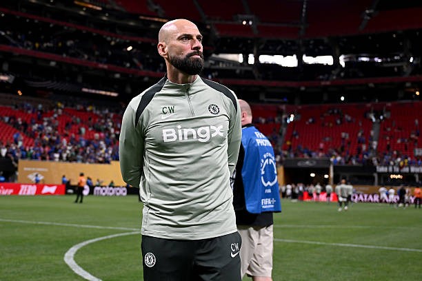 Caballero nêu rõ những hạn chế của Chelsea. 