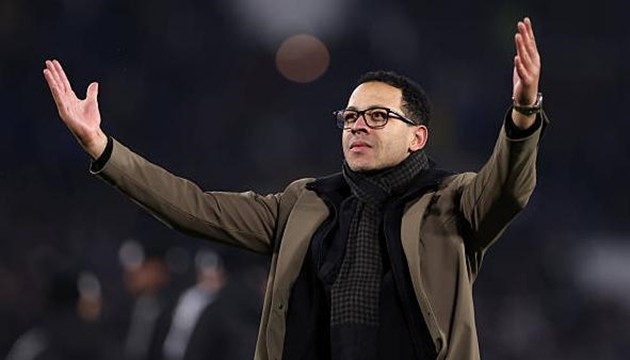 Liam Rosenior có thể thay Enzo Maresca tại Chelsea.