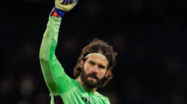 Alisson có cơ hội cán mốc 100 trận không thủng lưới ở Ngoại hạng Anh.