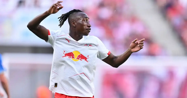 Man Utd phải cạnh tranh với 2 đối thủ lớn trong thương vụ Yan Diomande.