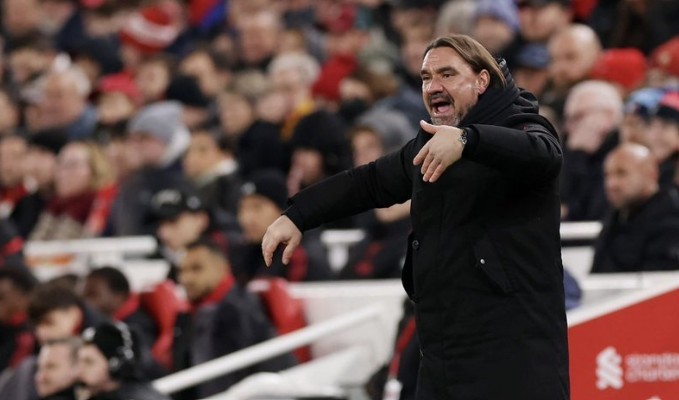 HLV Daniel Farke thành công khi khóa chặt hàng công The Kop.