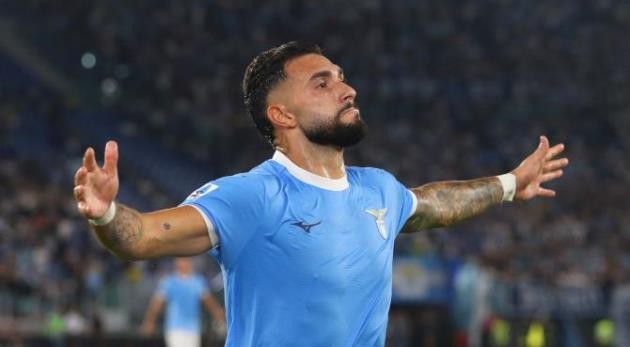 Tottenham đạt thỏa thuận chiêu mộ Taty Castellanos.