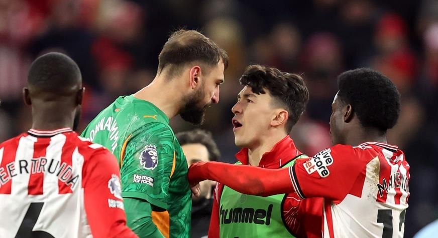 Thủ môn: Gianluigi Donnarumma – 7.5/10: Người gác đền người Ý đã có một ngày làm việc hiệu quả. Anh thực hiện vài pha cứu thua chắc chắn và đảm bảo sự an toàn tuyệt đối cho khung gỗ, mang về trận giữ sạch lưới quan trọng trong bối cảnh các đồng đội phía trên bế tắc.