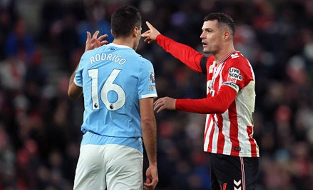 Rodri mang lại cường độ chơi bóng đúng ý muốn của Pep Guardiola