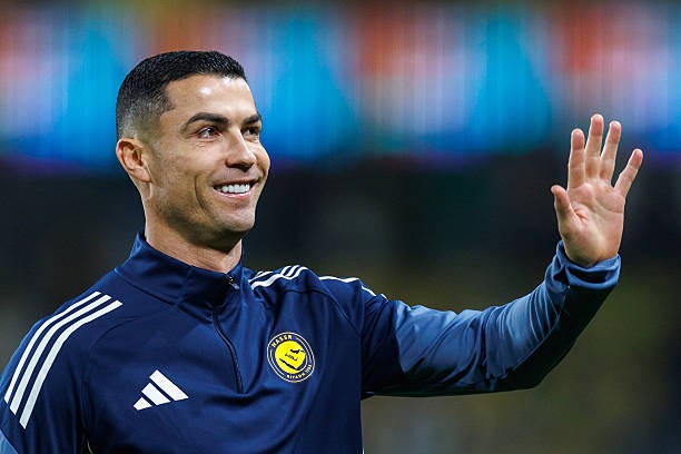 Cristiano Ronaldo hiện vẫn đang tỏa sáng trong màu áo Al Nassr và cùng tuyển Bồ Đào Nha hướng đến World Cup 2026.