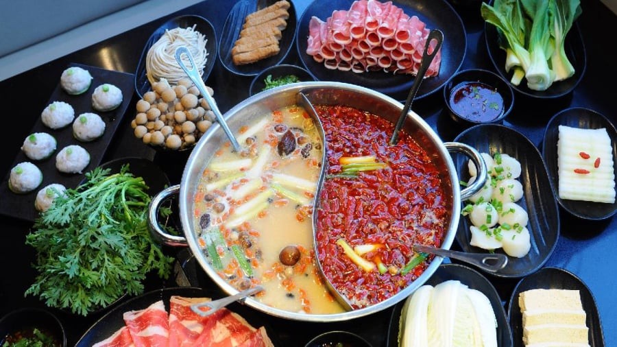 Khi ăn lẩu, bạn cần chú ý một số điểm để tránh làm ảnh hưởng đến sức khỏe.