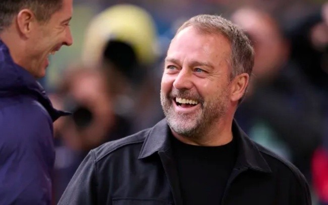 Barca chiếm ngôi đầu BXH La Liga.