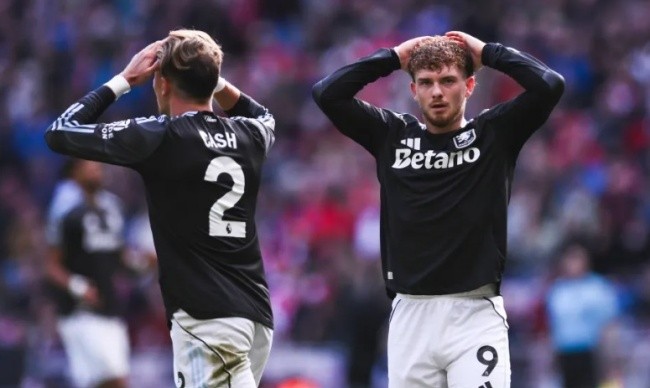 Harvey Elliott đối mặt tương lai bất định.