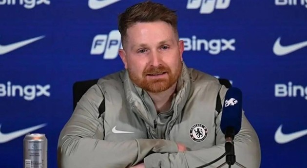 Calum McFarlane sẽ tạm thời dẫn dắt Chelsea ở trận đấu với Manchester City.