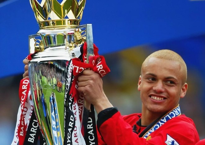 Huyền thoại MU từng rơi cảnh trắng tay vì đầu tư sai lầm.