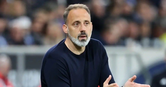 Sociedad đang có giai đoạn khó khăn.