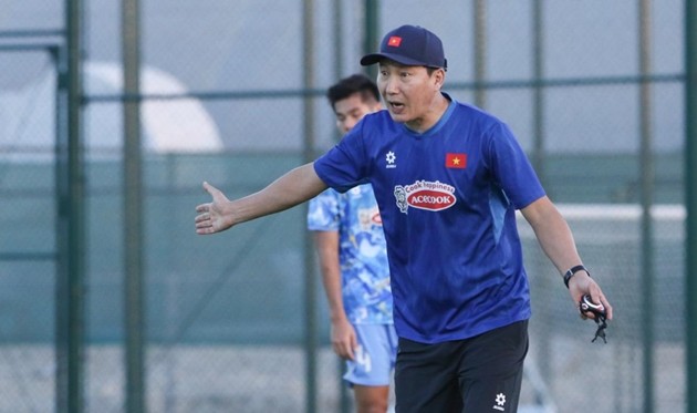 Huấn luyện viên Kim Sang-sik sẽ phải đưa ra đấu pháp hợp lý cho U23 Việt Nam.