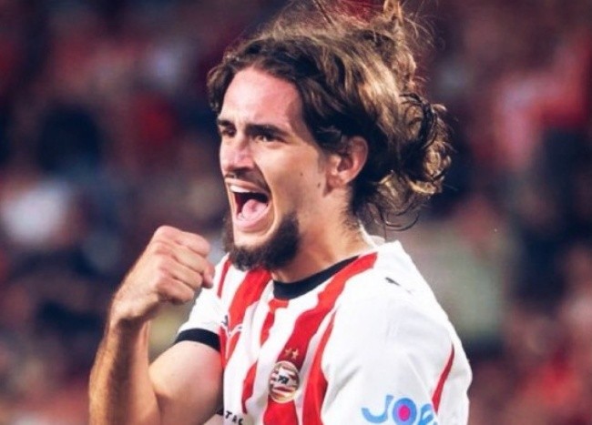 Yarek Gasiorowski là ngọc quý của PSV.