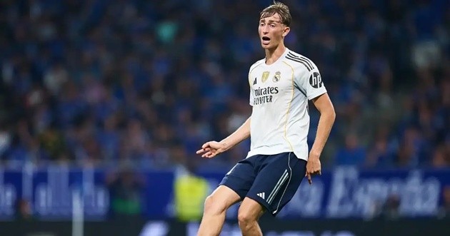 Xabi Alonso xác nhận chấn thương của Huijsen