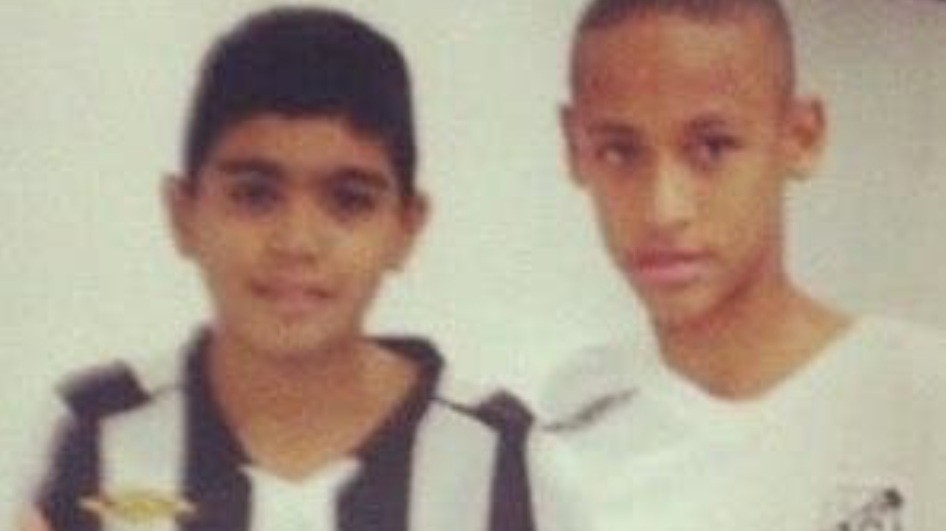 Hai người từng gắn bó nhiều năm ở học viện Santos.