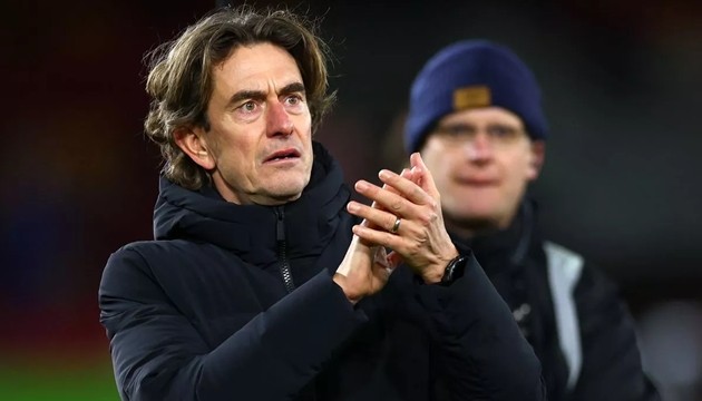 Thomas Frank vẫn đang lạc lõng giữa nhiệm vụ cải tổ Tottenham.