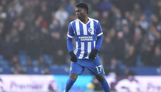 Liverpool tham gia cuộc đua chiêu mộ Carlos Baleba.