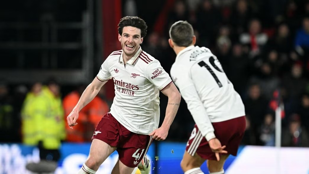 Arsenal có chiến thắng khó khăn nhưng quan trọng trước Bournemouth. 