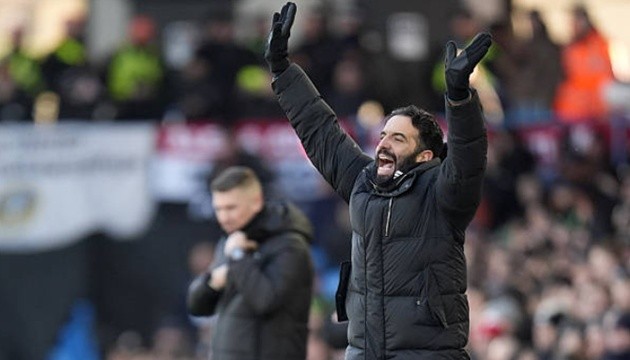 Man Utd của Amorim hòa 1-1 trước Leeds