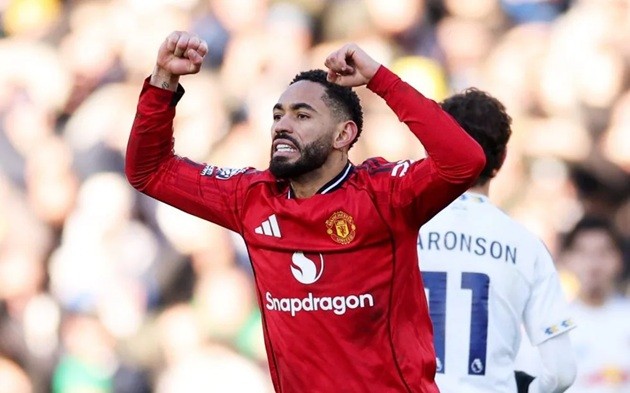 Matheus Cunha: 7,8 điểm. Cầu thủ xuất sắc nhất của Man Utd. Cunha hoàn toàn xứng đáng với bàn thắng của mình và thi đấu đầy năng nổ.