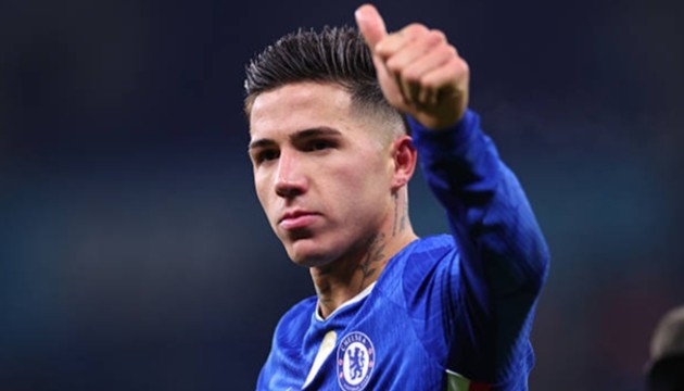 Enzo Fernandez giữ lại 1 điểm cho The Blues.