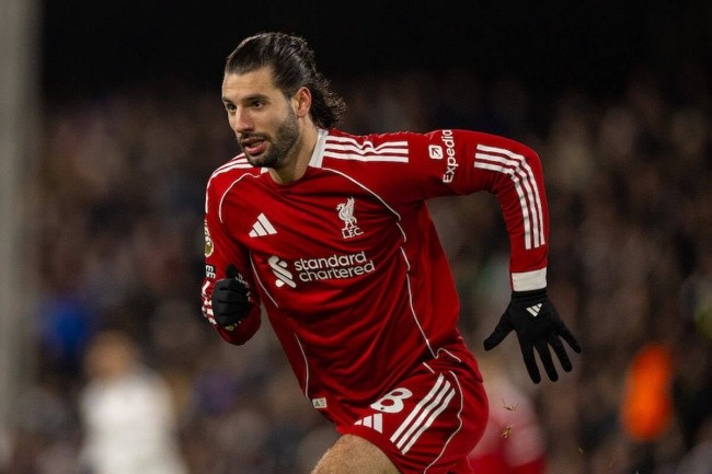 Dominik Szoboszlai - 6.5 điểm. Szoboszlai thi đấu đầy nỗ lực với những pha đi bóng lắt léo và trực diện. Dù thi đấu xông xáo, tiền vệ người Hungary vẫn thiếu một chút sắc sảo trong các quyết định cuối cùng.