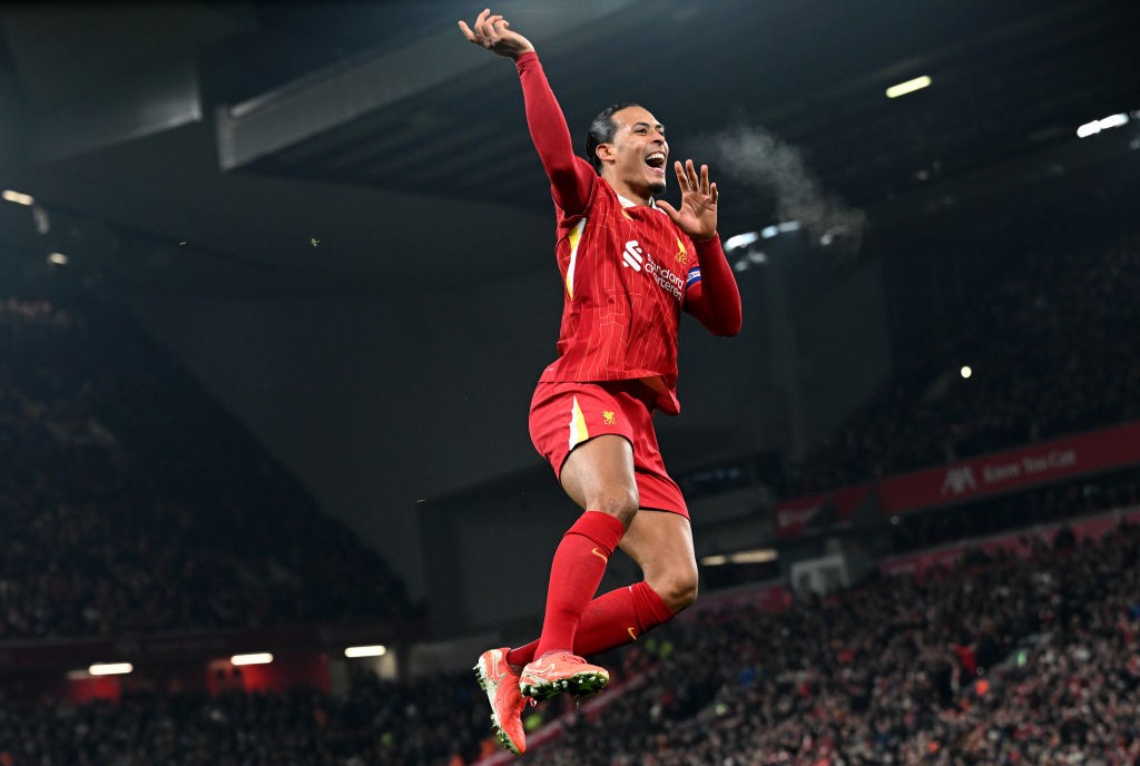 Van Dijk đặt viên gạch đầu tiên xây dựng đế chế Liverpool.
