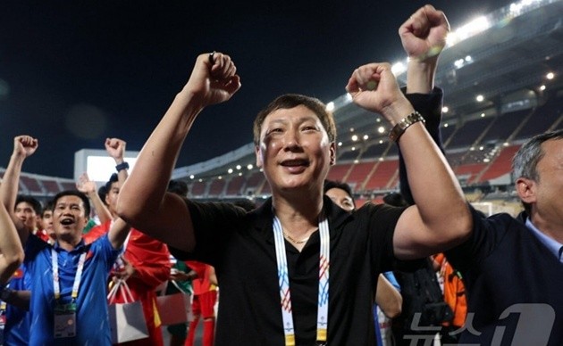 HLV Kim Sang-sik đang thành công ở Việt Nam