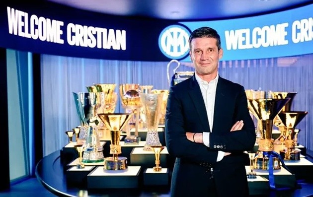 Inter đang bước vào triều đại mới cùng HLV Chivu