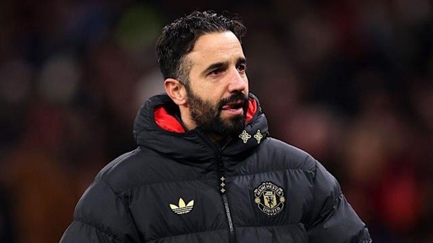 Sa thải Amorim là động thái sai lầm khác của Sir Jim và tập đoạn 