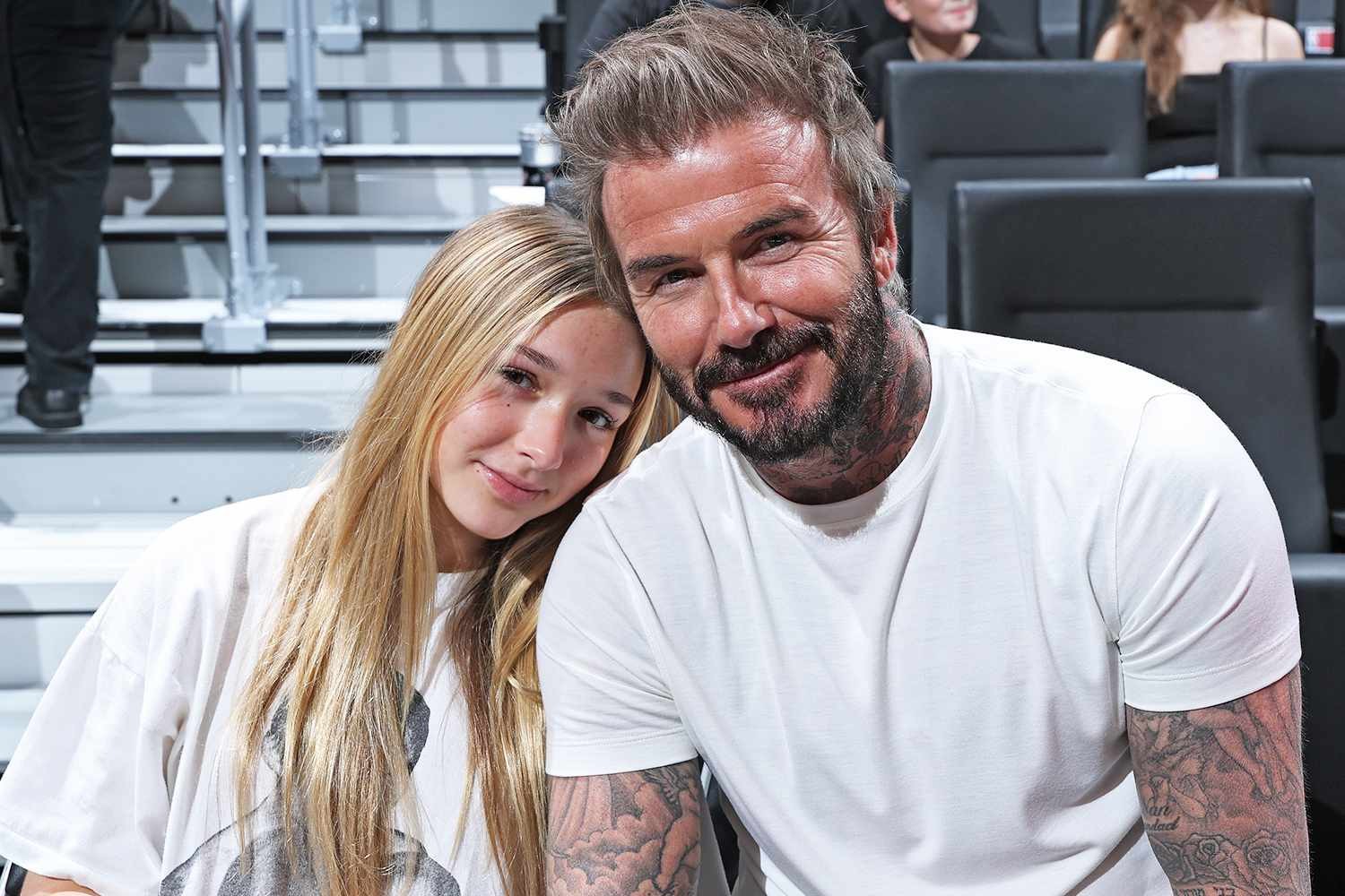 Beckham luôn dành sự dịu dàng cho con gái