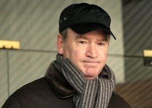 Huấn luyện viên Javier Clemente.