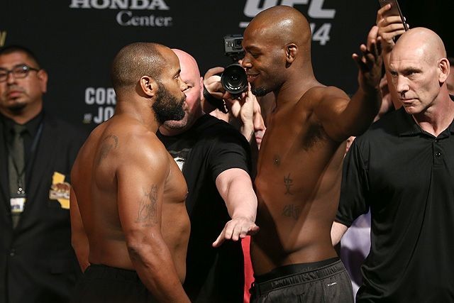 Jon Jones và Daniel Cormier