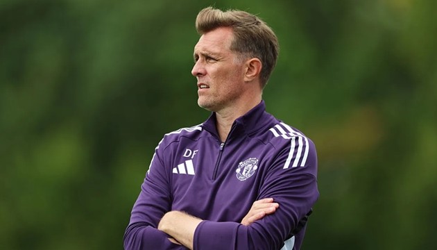 Fletcher hoặc 1 HLV tạm quyền chính thức của Man United sẽ phải 