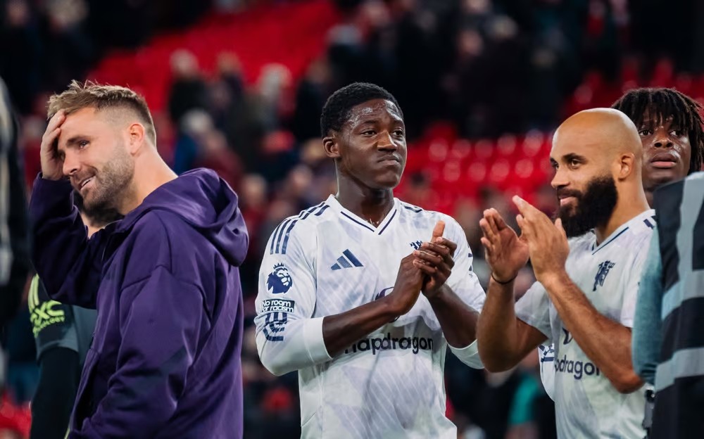 Kobbie Mainoo được cho là hạnh phúc sau khi HLV Ruben Amorim bị sa thải.