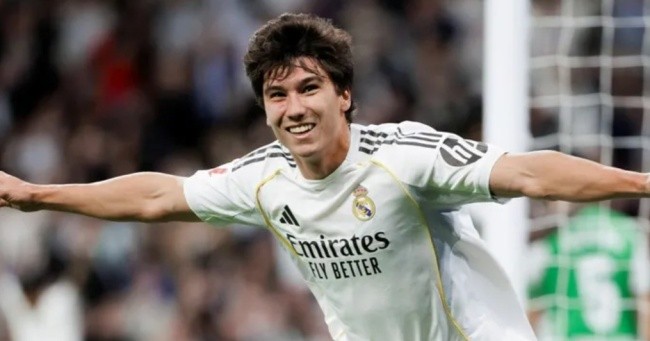 Gonzalo Garcia nhiều khả năng đá chính ngay từ đầu.