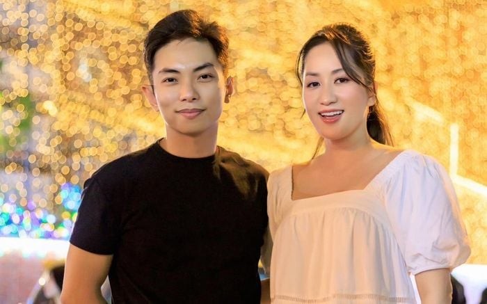 Phan Hiểnn khéo léo “nịnh vợ” khiến dân tình rần rần thích thú