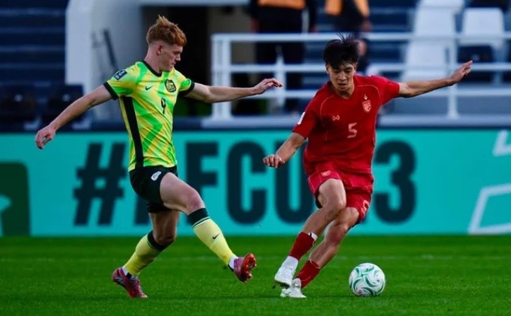 U23 Thái Lan đánh mất lợi thế trước U23 Australia.